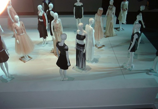 200103 Exposition Atelier Renault 06